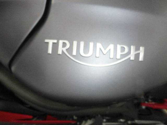 2016 Triumph Speed Triple R Road