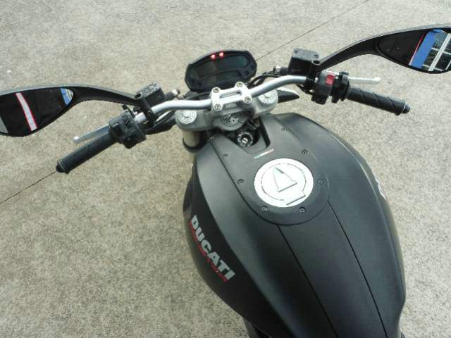 2011 Ducati Monster 696 Road Naked