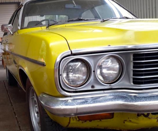 Chrysler centura #3