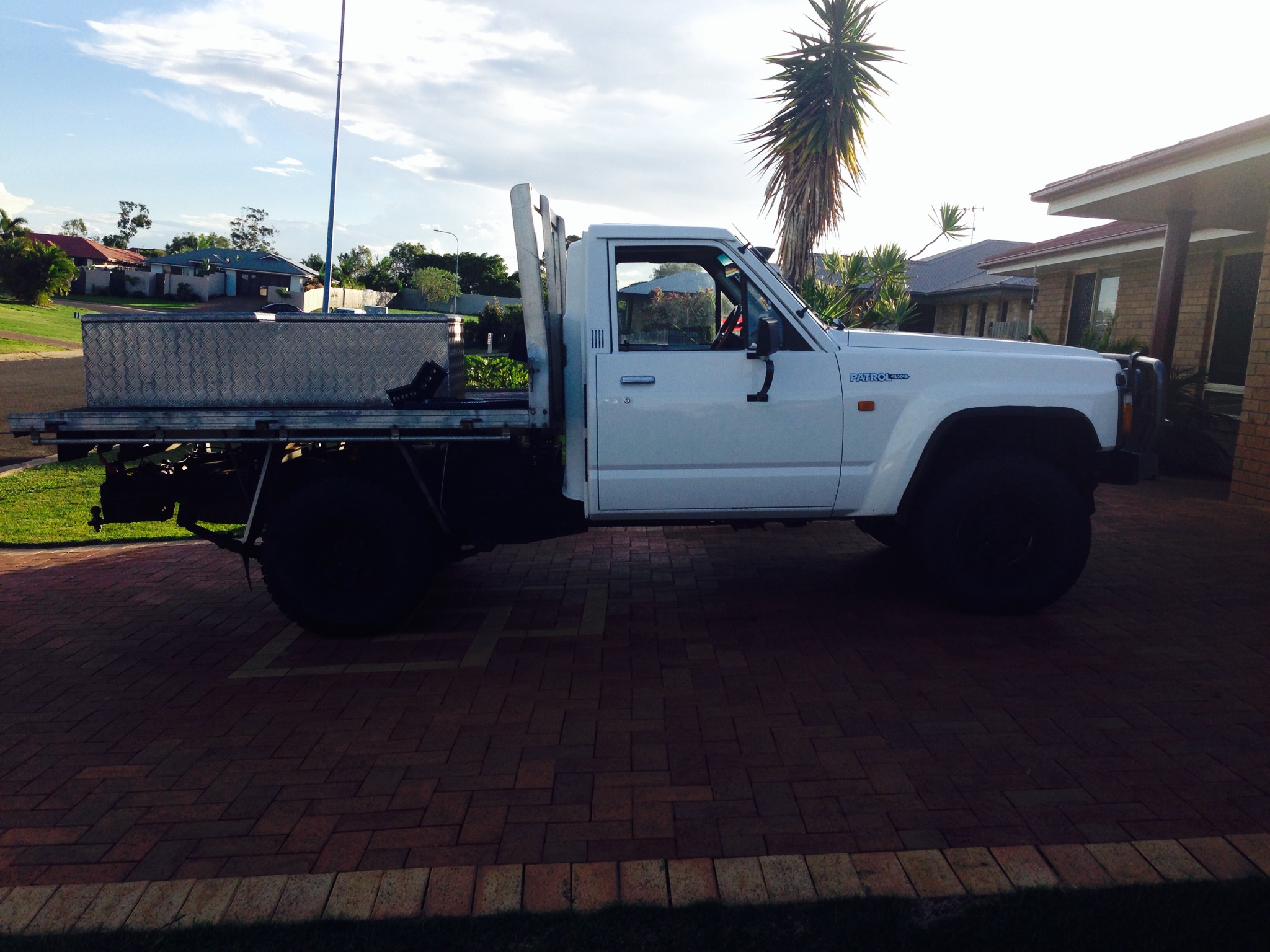 Nissan patrol dashboard for sale #4