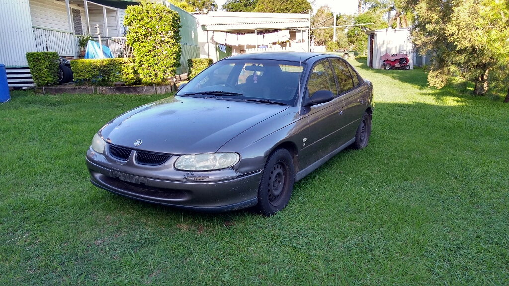 1999 Holden Commodore