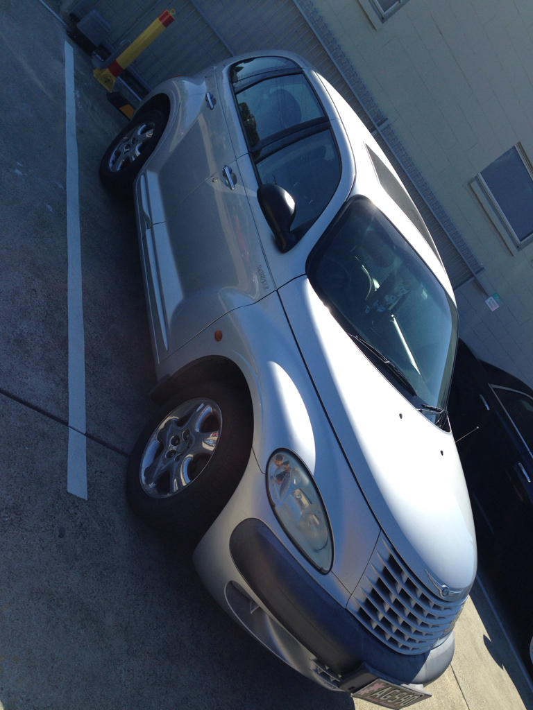 Chrysler pt cruiser boot space