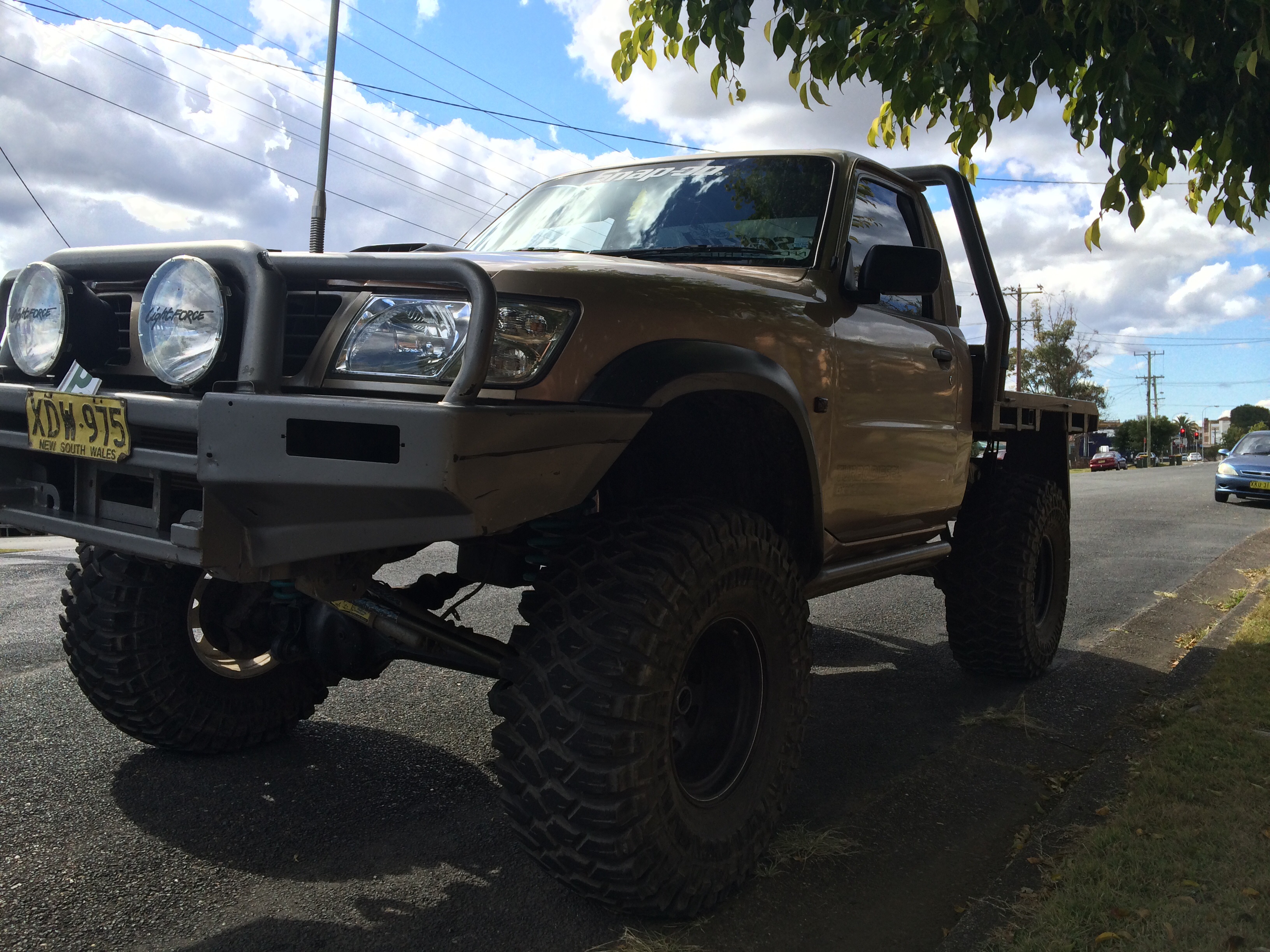 Nissan patrol 2001 price
