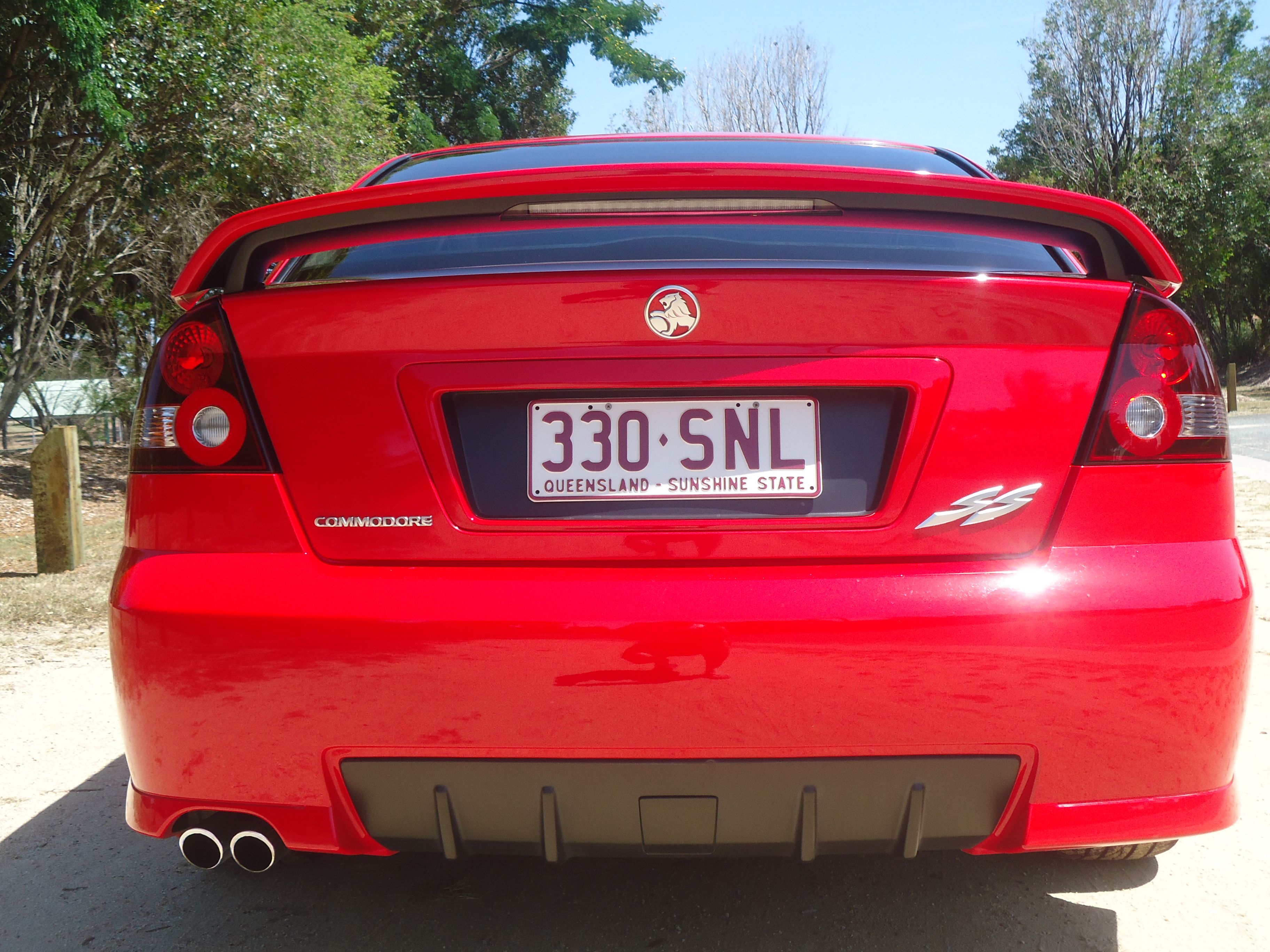 2002_Holden_Commodore_Ss_Vy_18466644.jpg