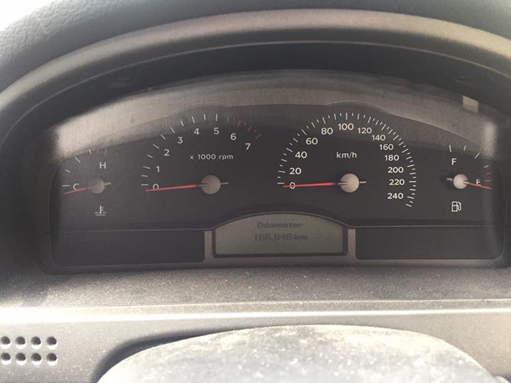 2004 Holden Commodore Acclaim VYII