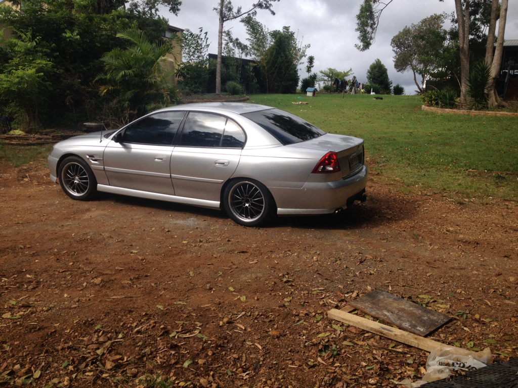 2004 Holden Commodore S VY