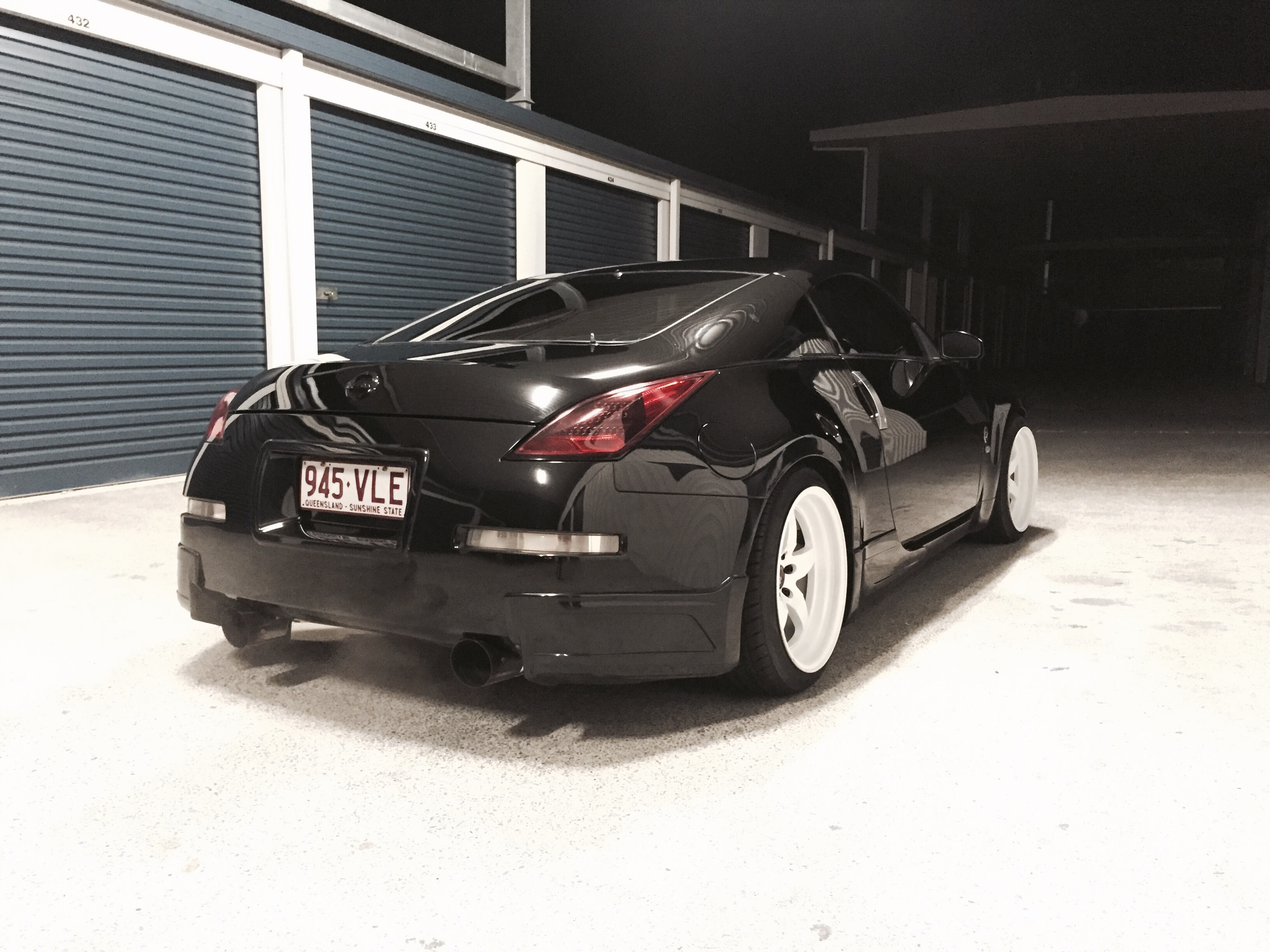 Is a 2006 nissan 350z a good car #5