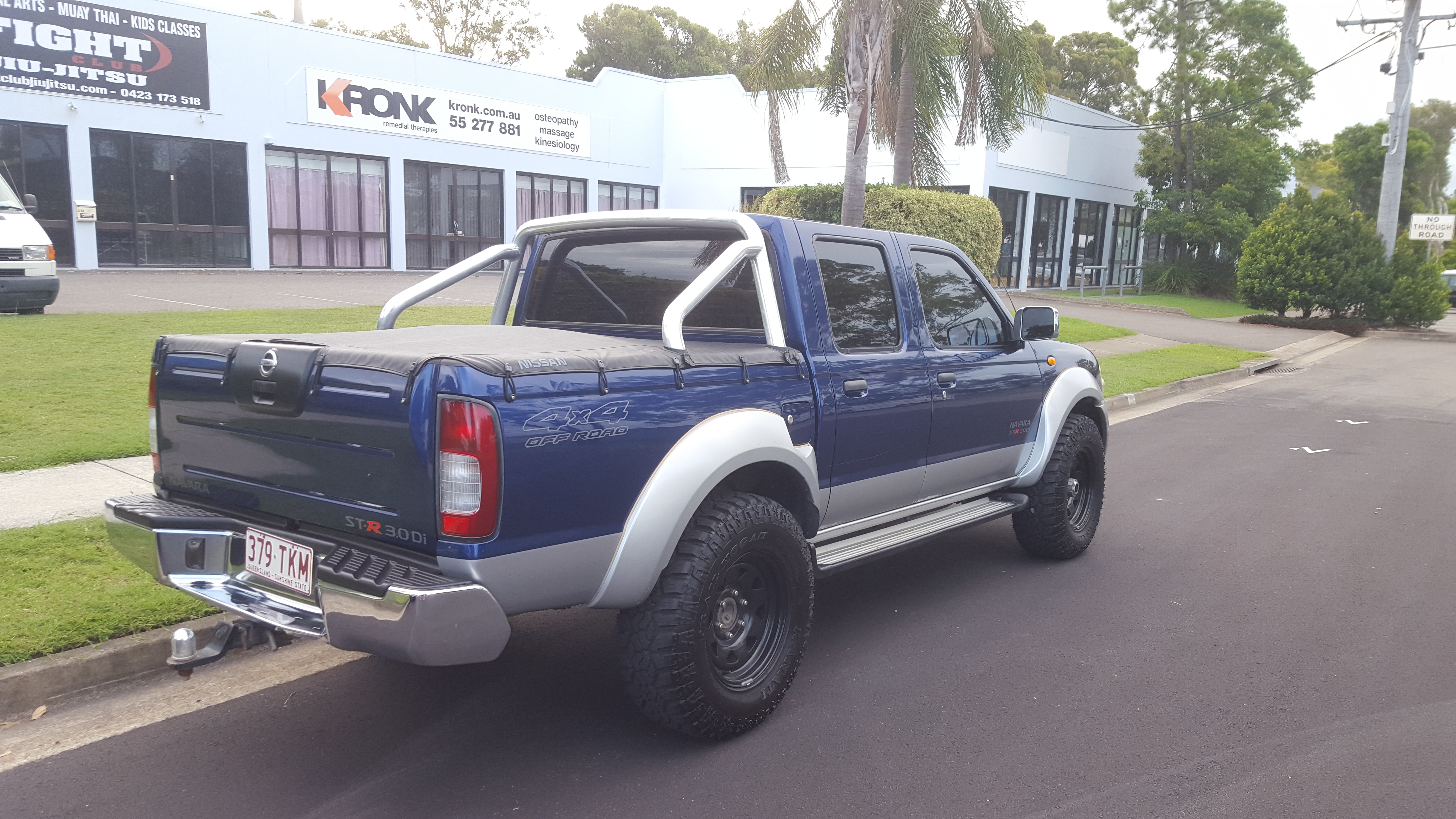 2006 Nissan navara st-r 4x4 #7