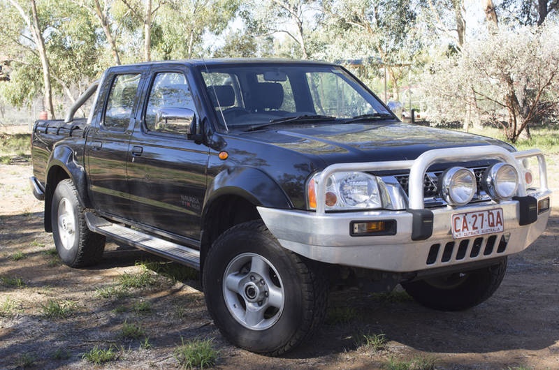 Nissan navara st-r d22 specifications #4