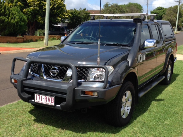 Nissan navara st x 4x4 d40 #4