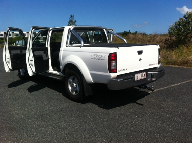 Nissan navara st-r problems