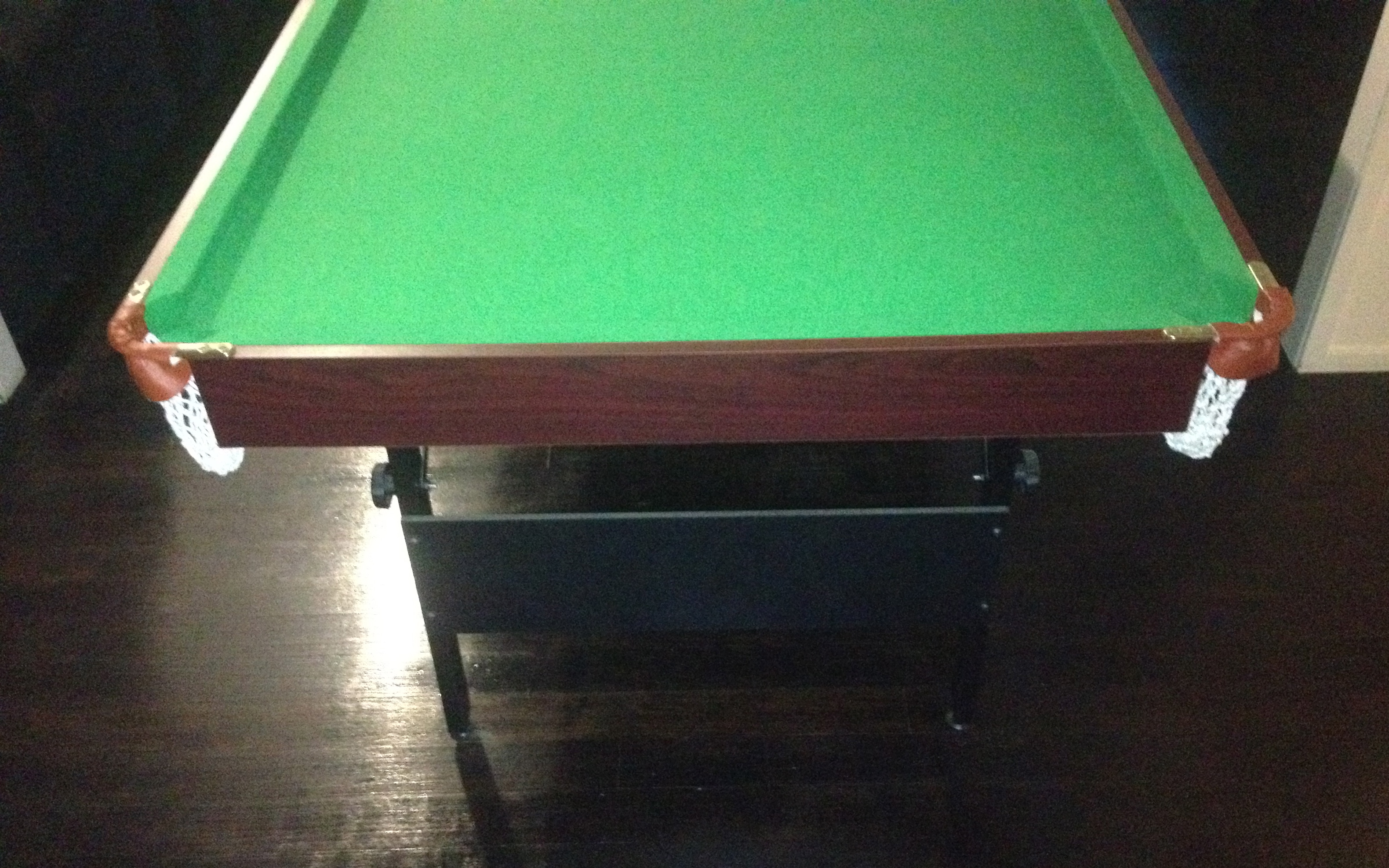 POOL Table With Foldable LEGS For Easy Storage. Comes With Accessories