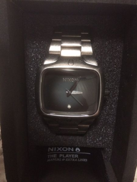 Brand New Nixon Player Watch Silver/black With Diamond