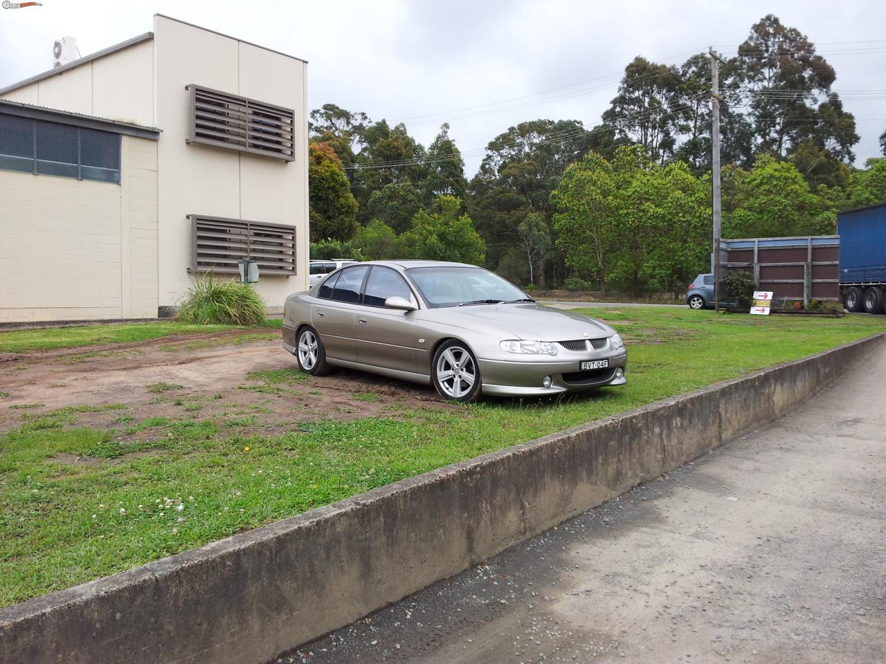 1998 Holden Commodore Vt W/vx Ss Front And Rear