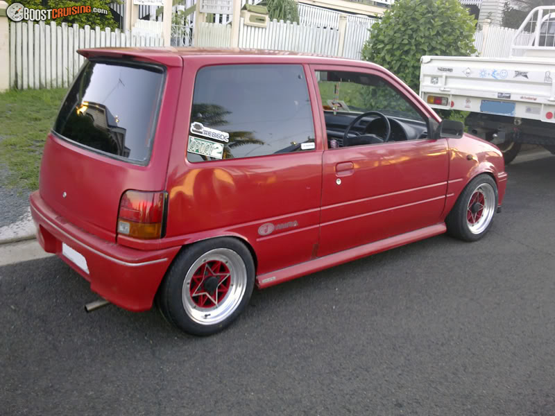 Daihatsu Mira стенс