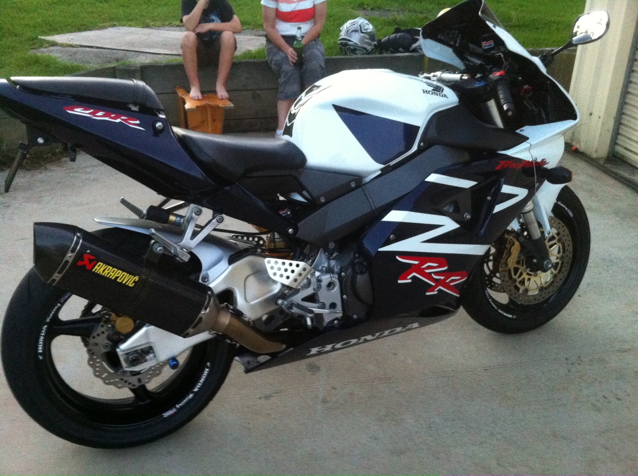 2002 Honda CBR954RR Fireblade