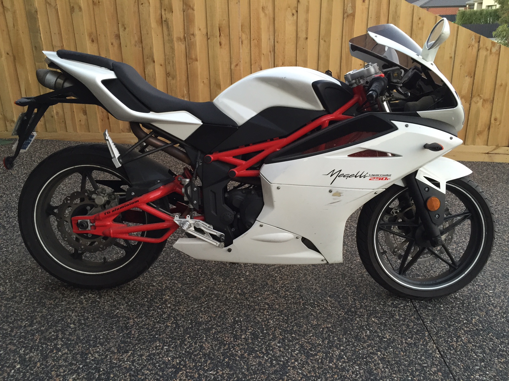 2012 Megelli Sport 250 R