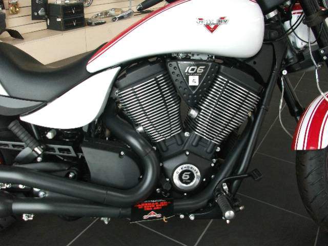 2013 Victory Hammer S Road