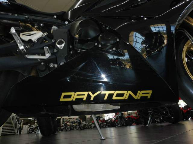 2011 Triumph Daytona 675 Road