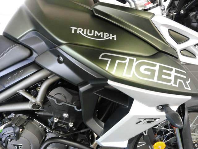 2018 Triumph Tiger 800 XC ABS Road Adventure