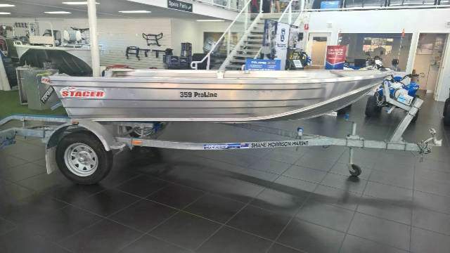 2015 Stacer 359 Proline (2) S/S Boat