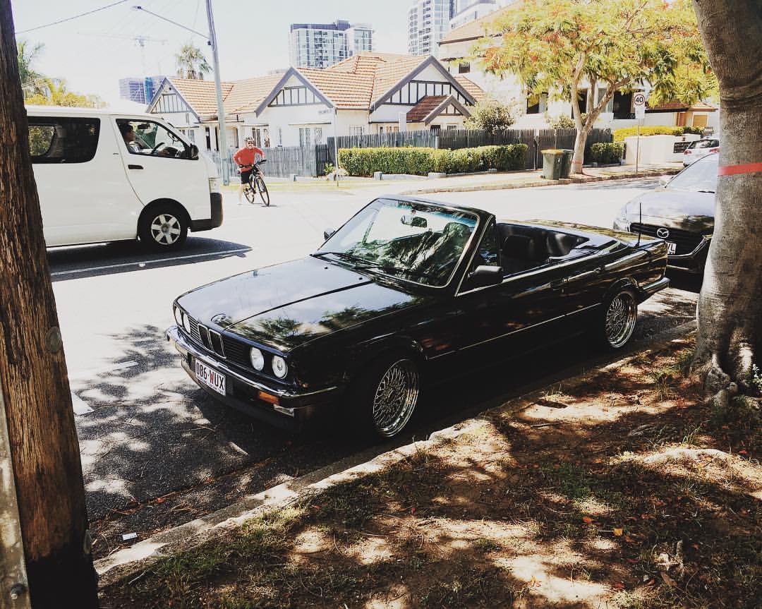 1988 BMW 320