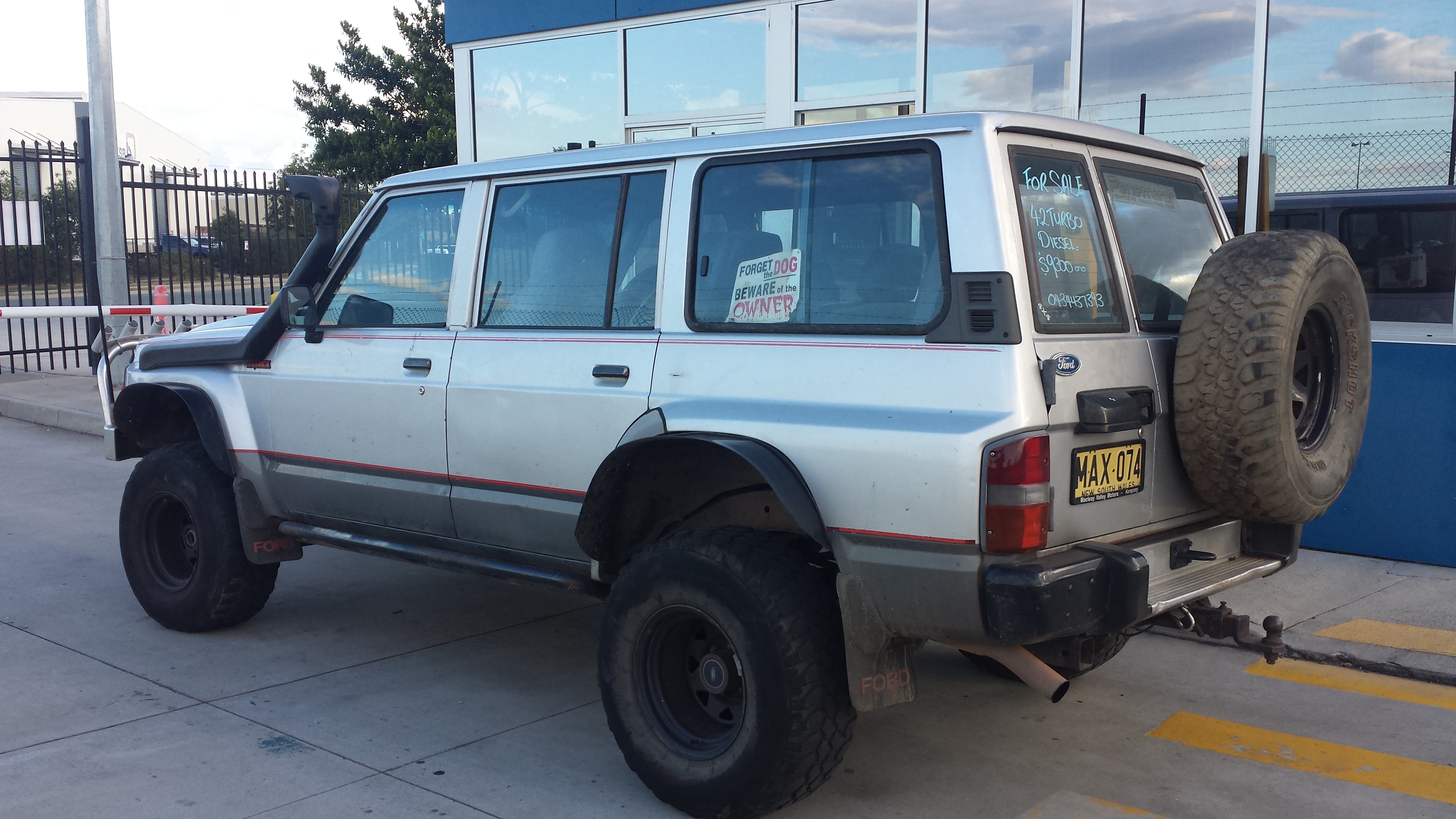 1989 Ford Maverick (4X4)