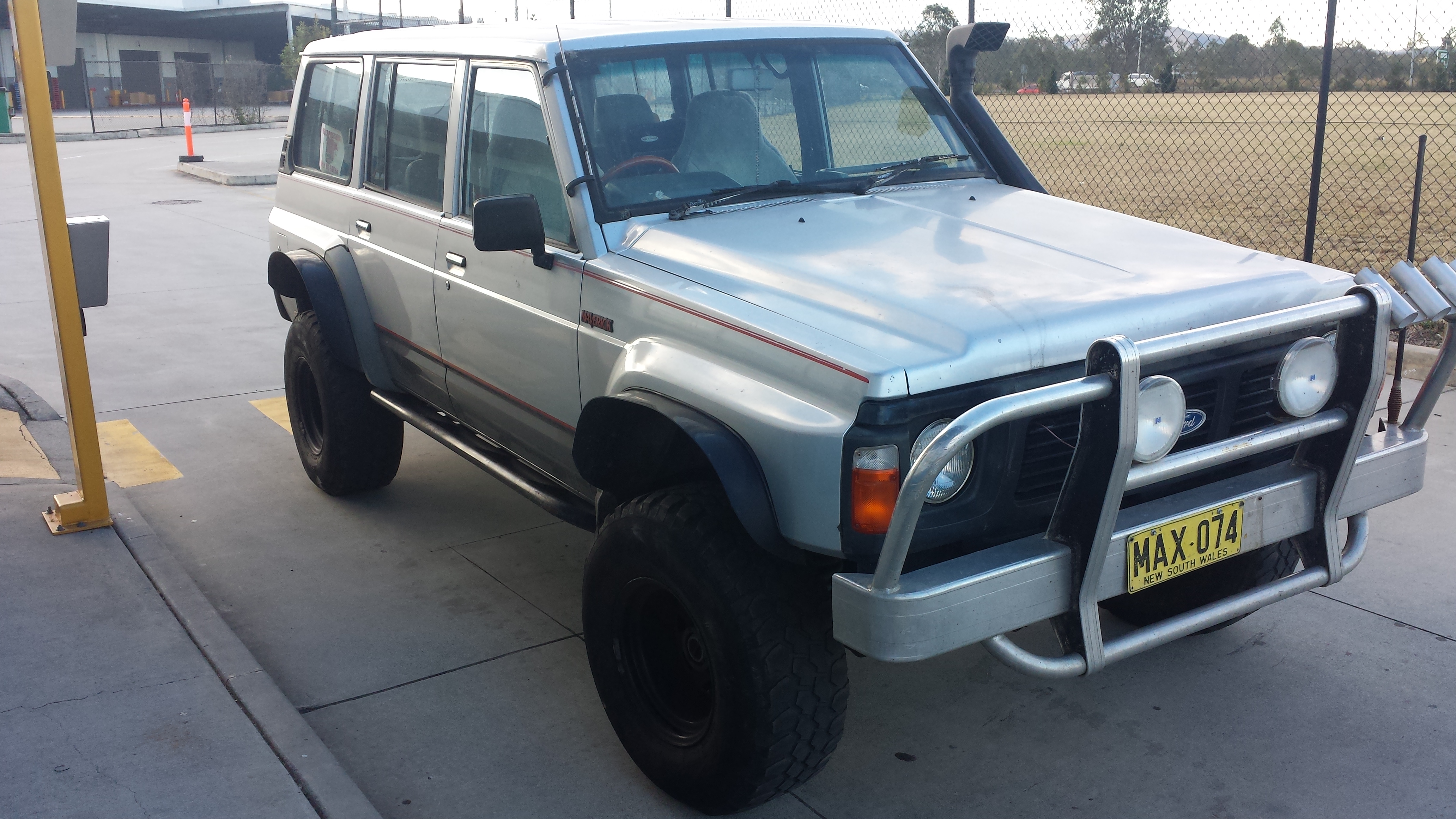 1989 Ford Maverick (4X4)