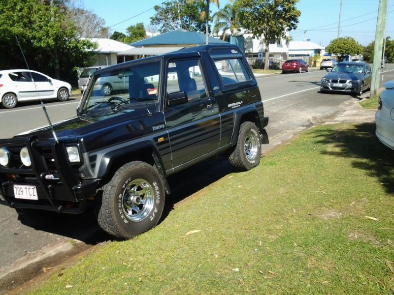 1990 Daihatsu Rocky Sports Afield (4X4)