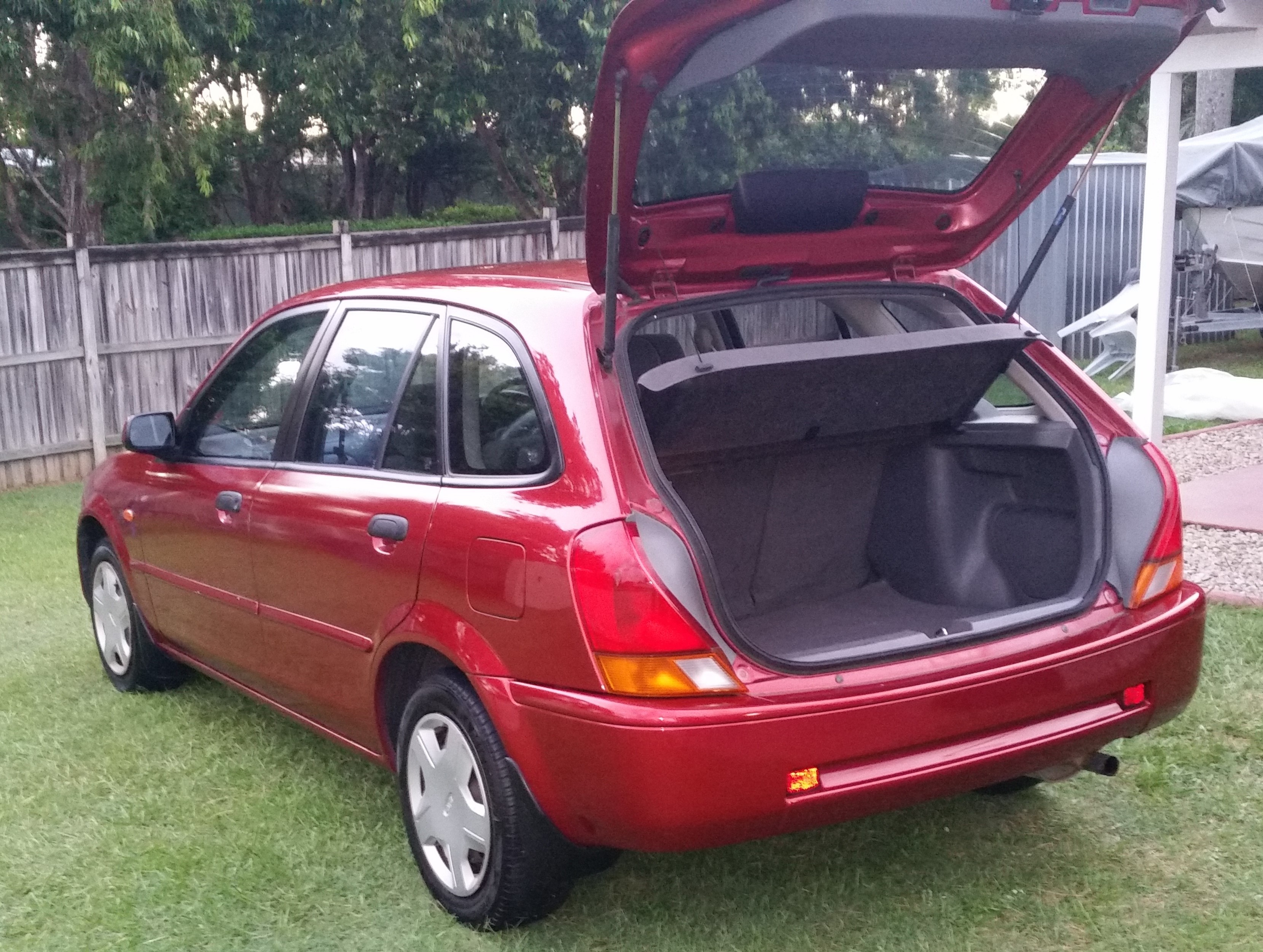 2000 Ford laser sale #5