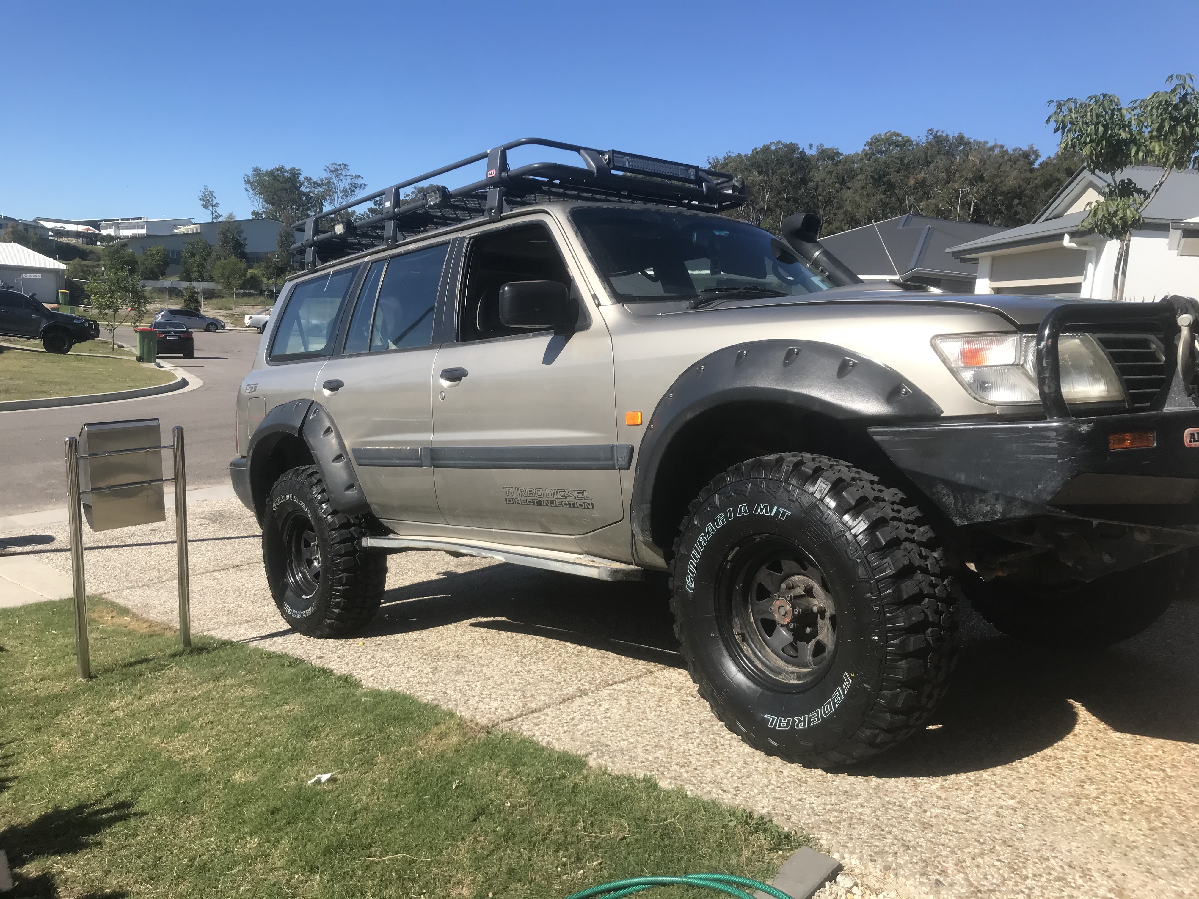 2000 Nissan Patrol ST (4X4) GU III