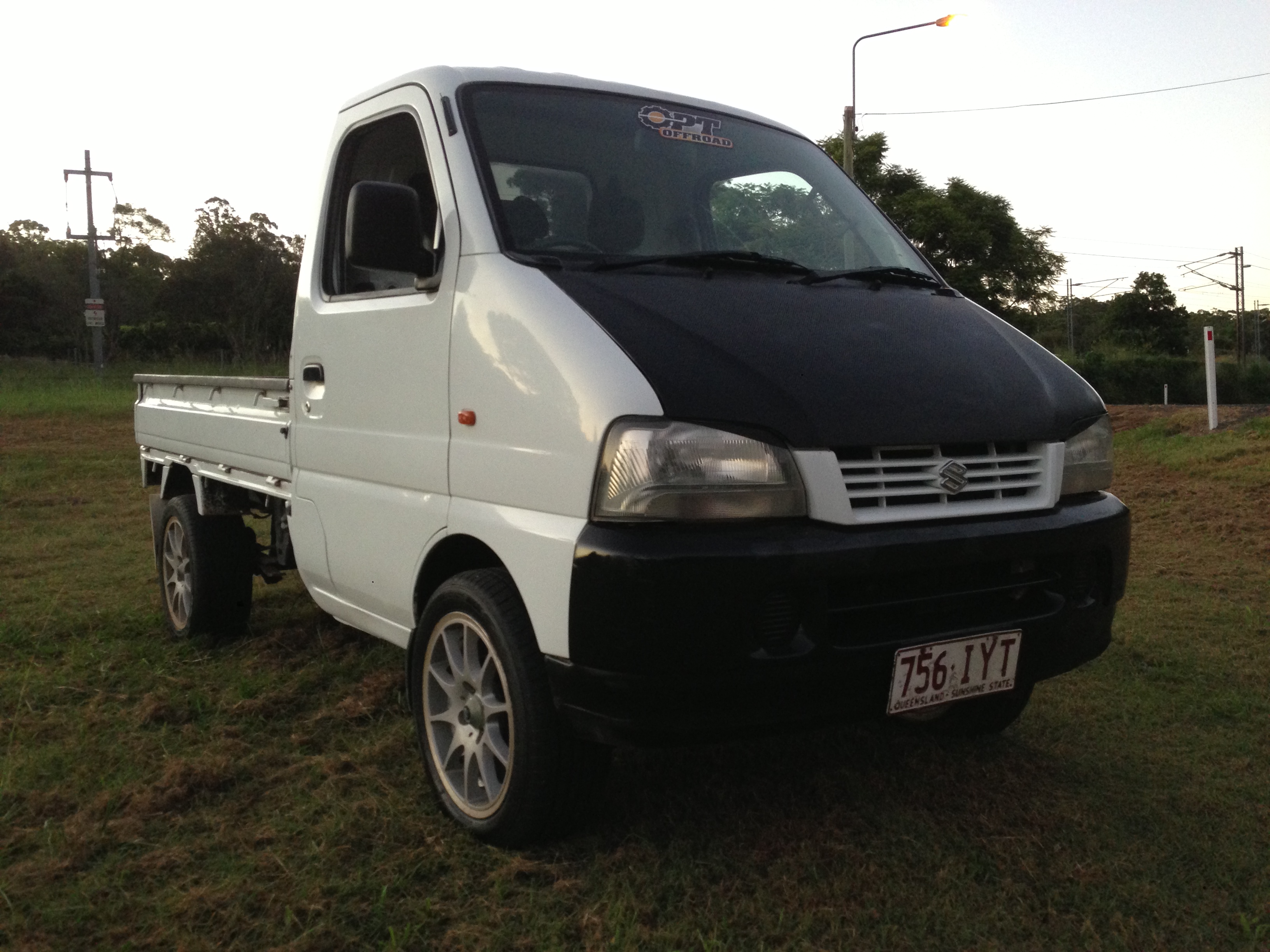 mobil remot suzuki carry