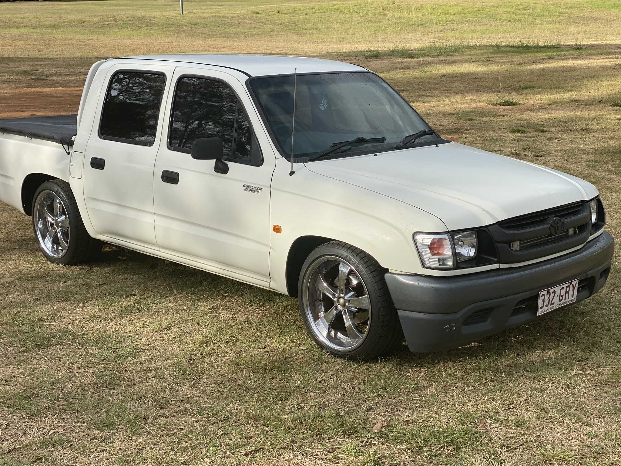 2002 Toyota Hilux