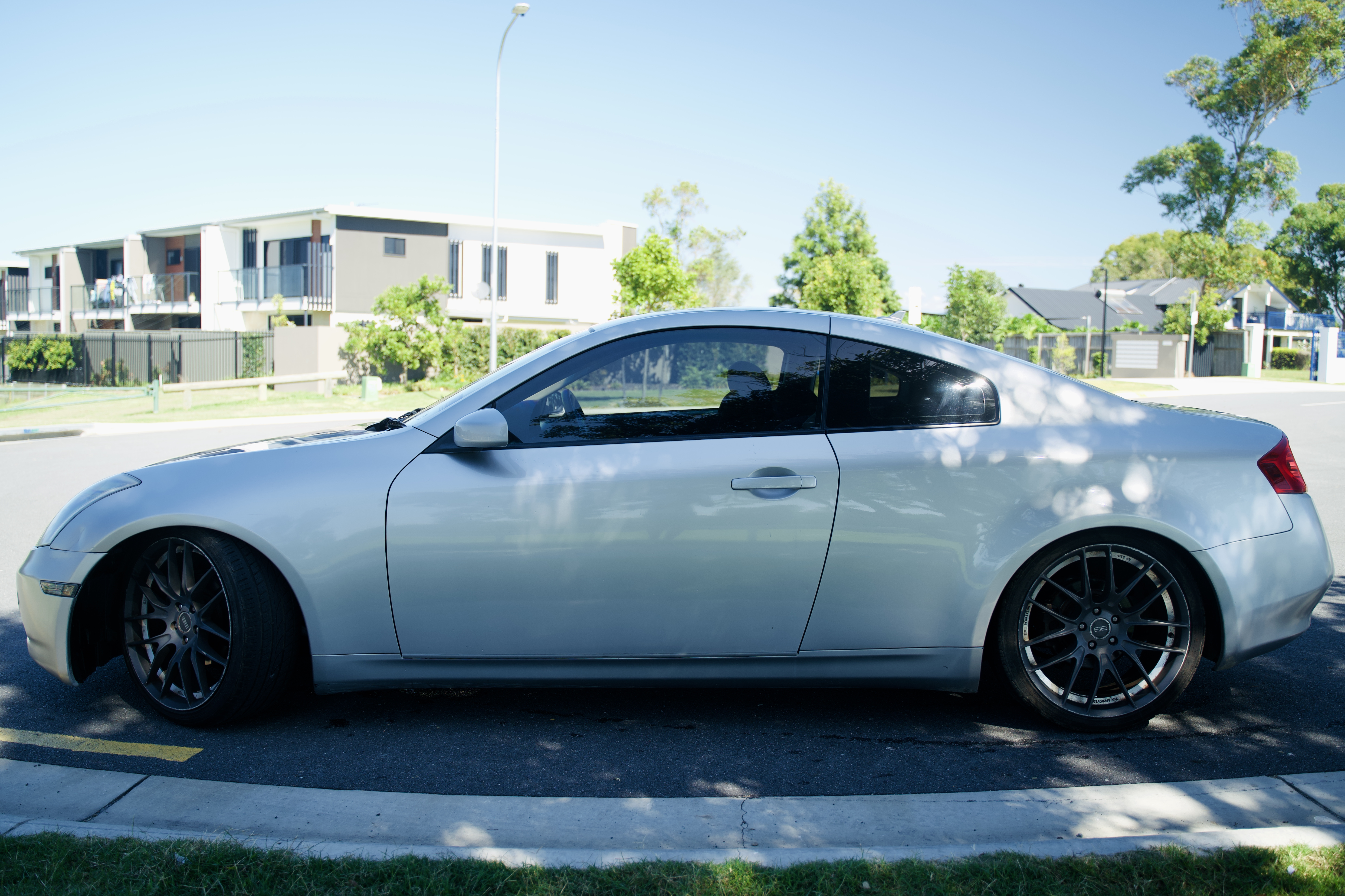 2003 Nissan Skyline