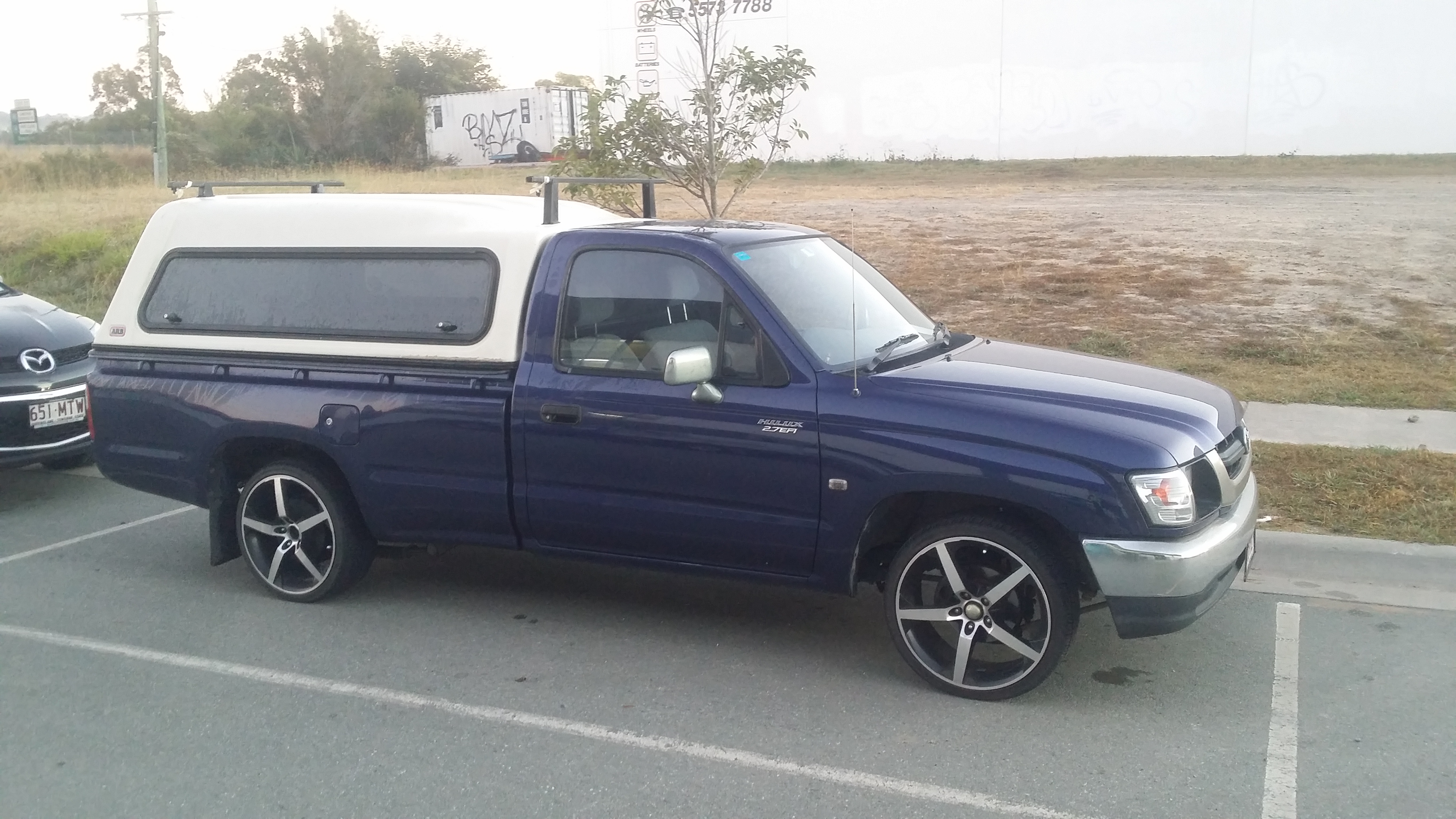 2003 Toyota Hilux RZN154R