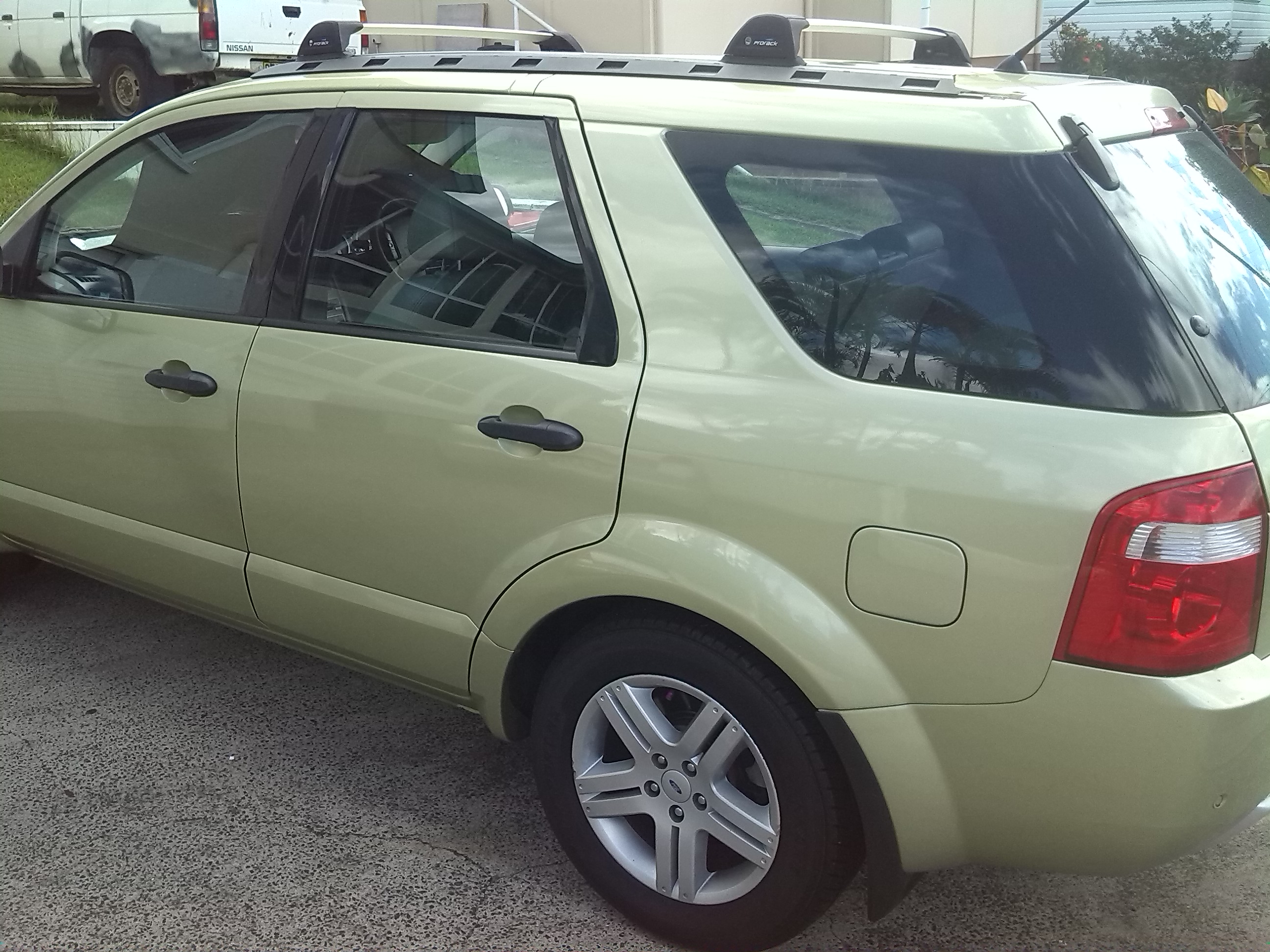 Ford territory roof racks gold coast