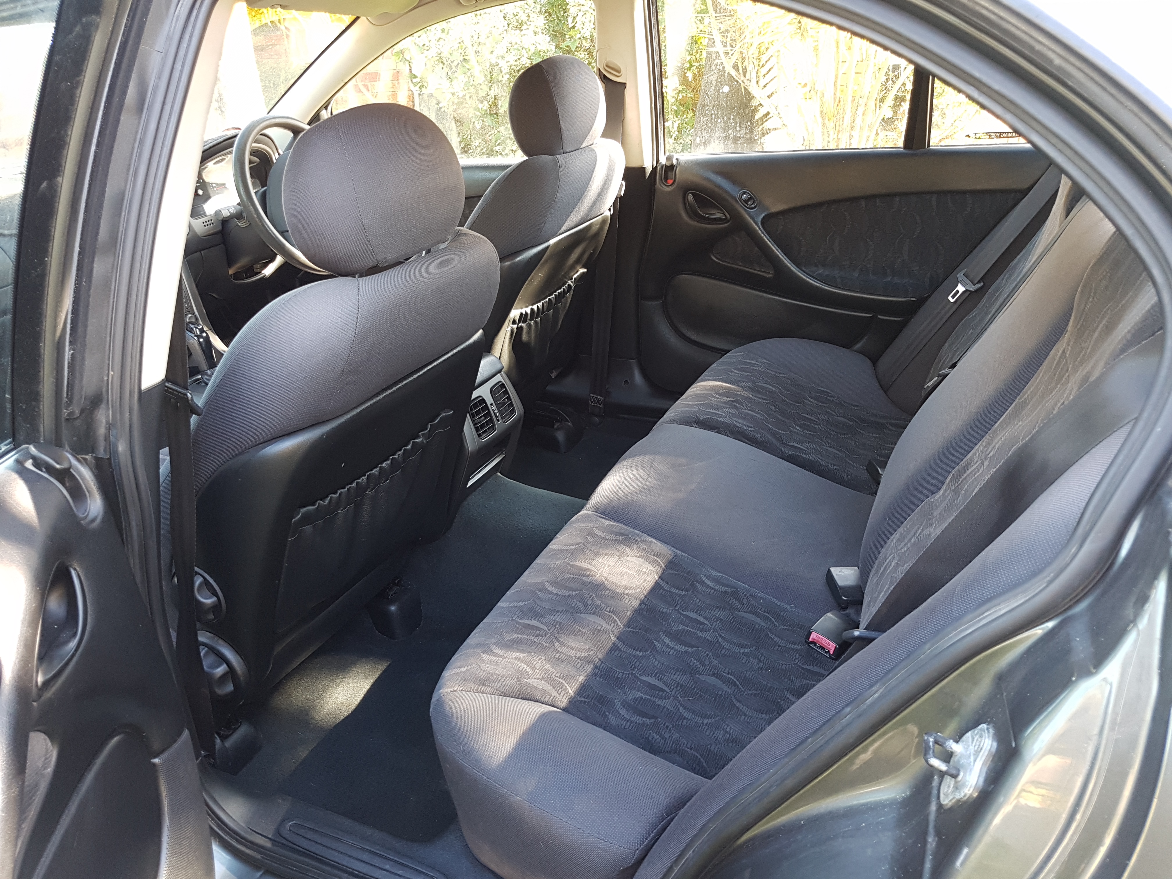 2004 Holden Commodore Acclaim VY