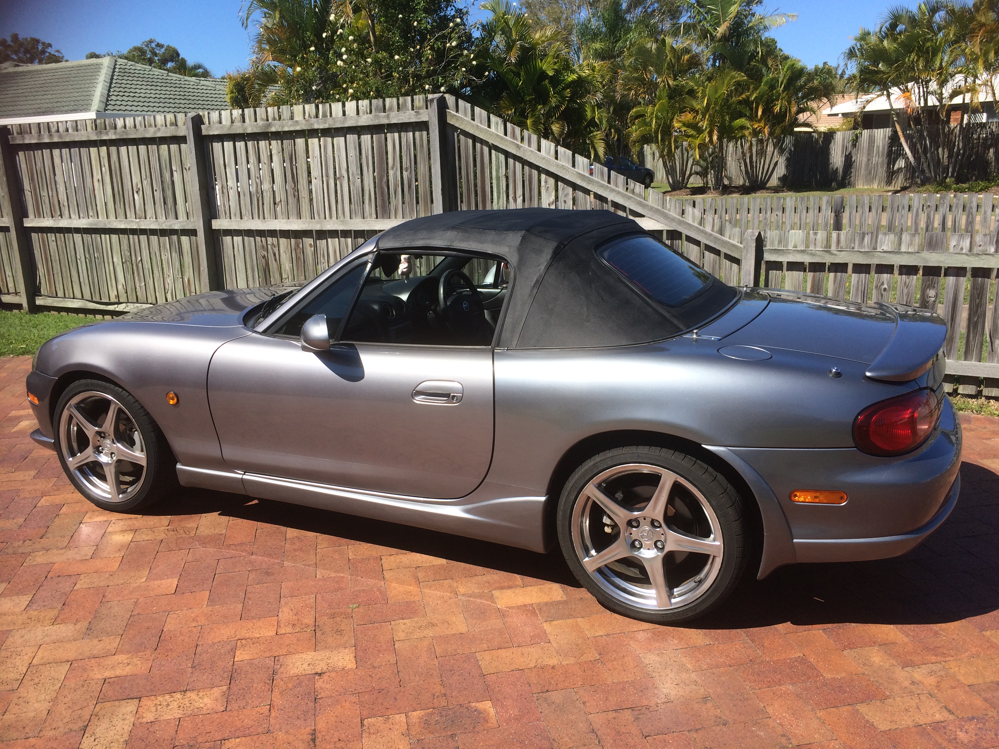 2004 Mazda MX-5 SE NB