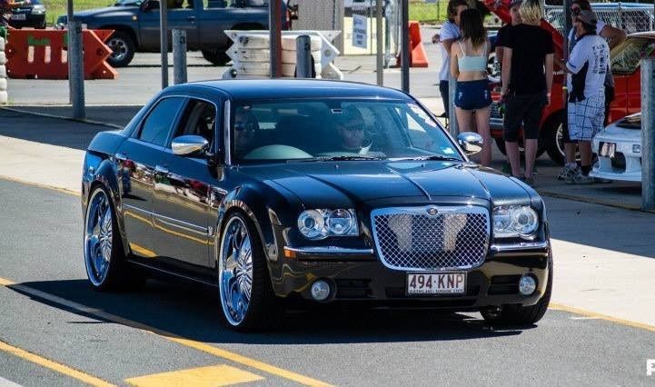 2007 Chrysler 300c 5.7 HEMI V8 LE MY08 Car Sales QLD