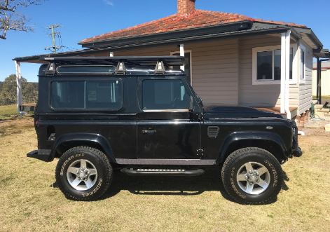 2010 LAND Rover Defender