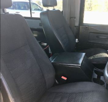 2010 LAND Rover Defender