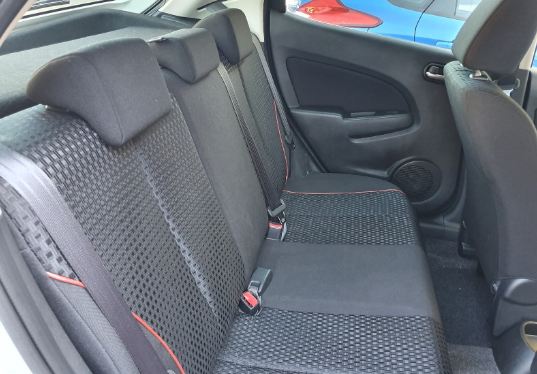 2012 Mazda 2