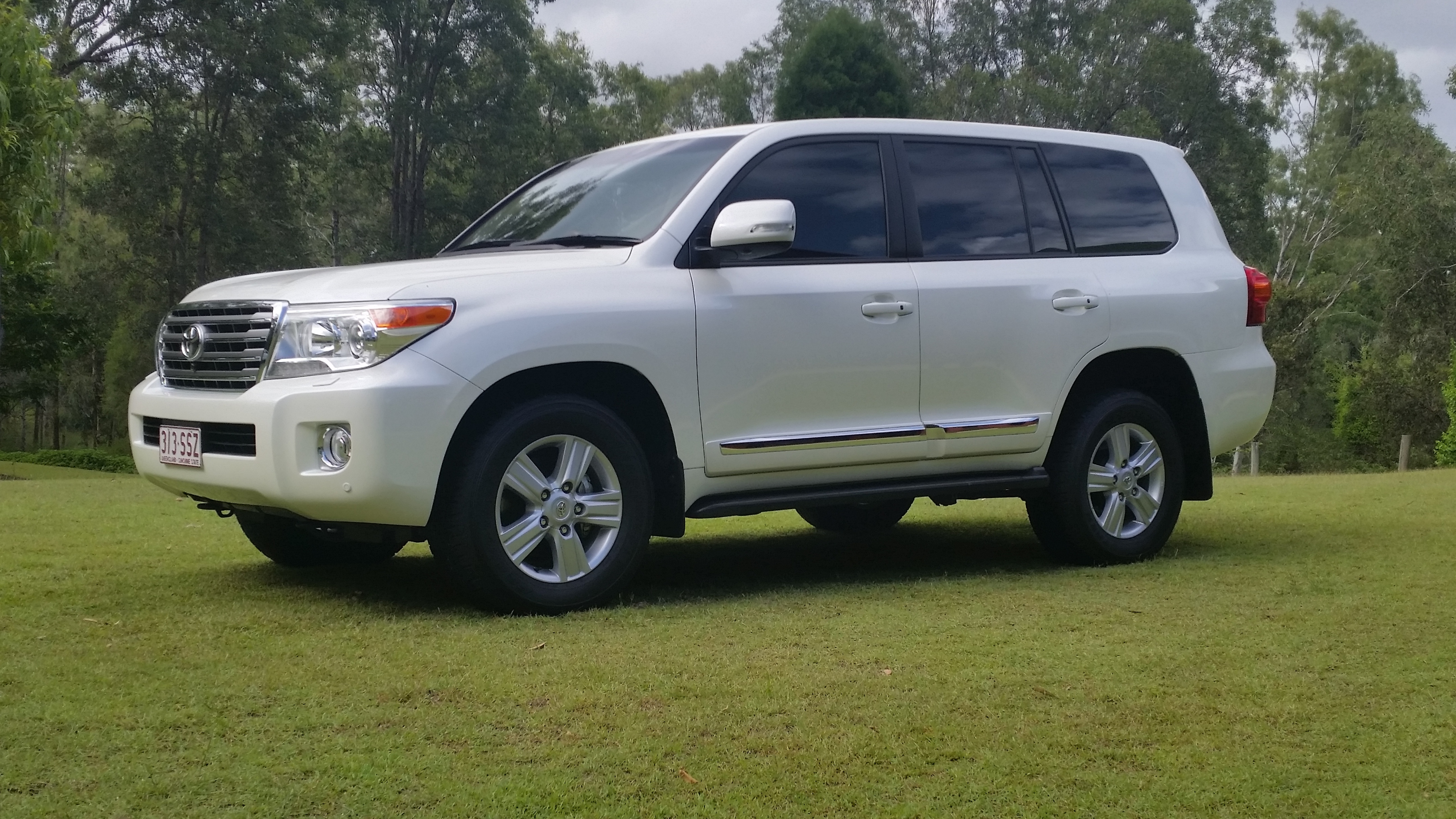 Toyota Land Cruiser Pink