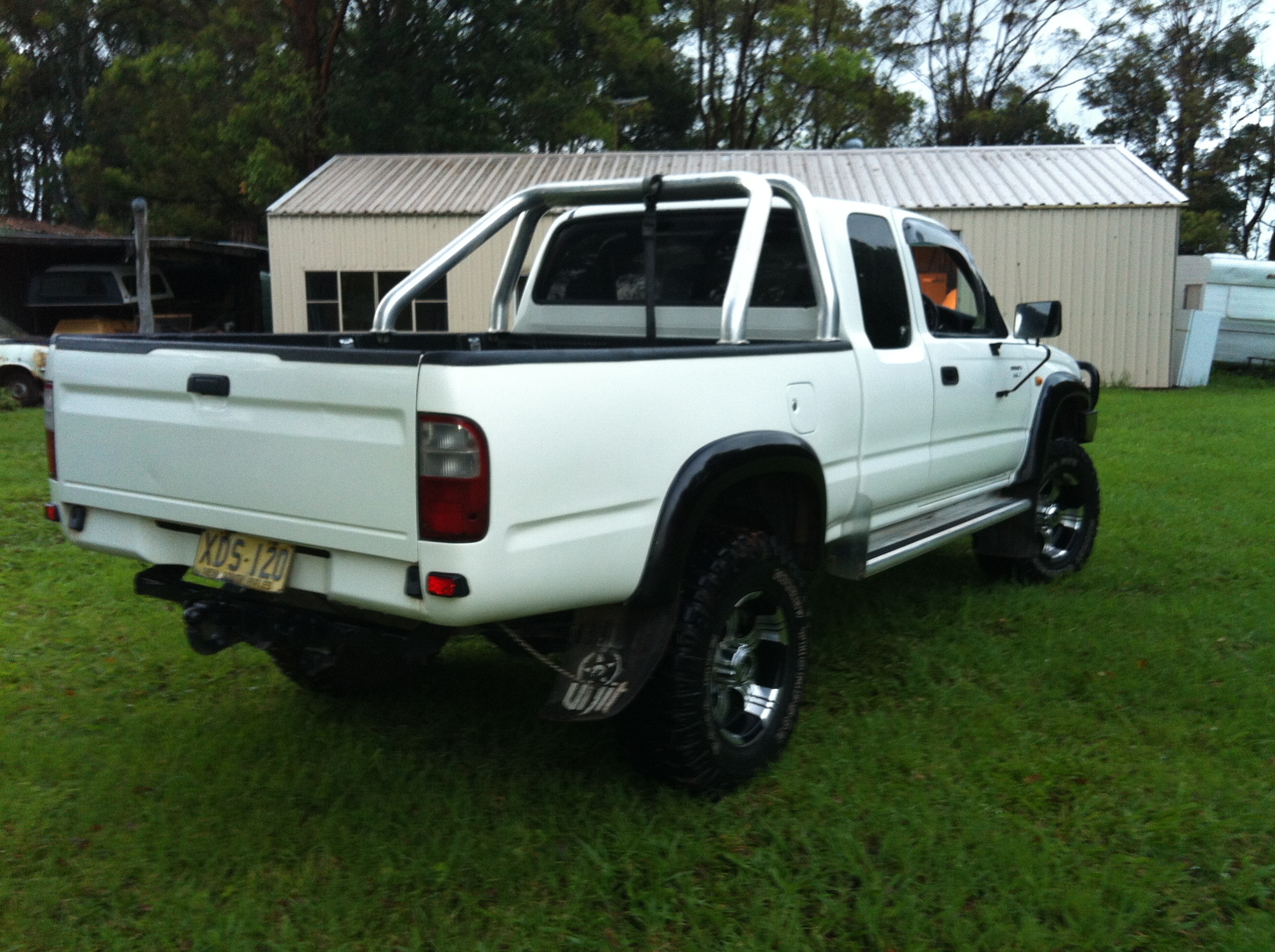 2001 Toyota Hilux (4X4) VZN172R