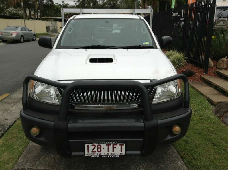 2006 Toyota Hilux 4X4, Turbo Diesel Tipper Ute