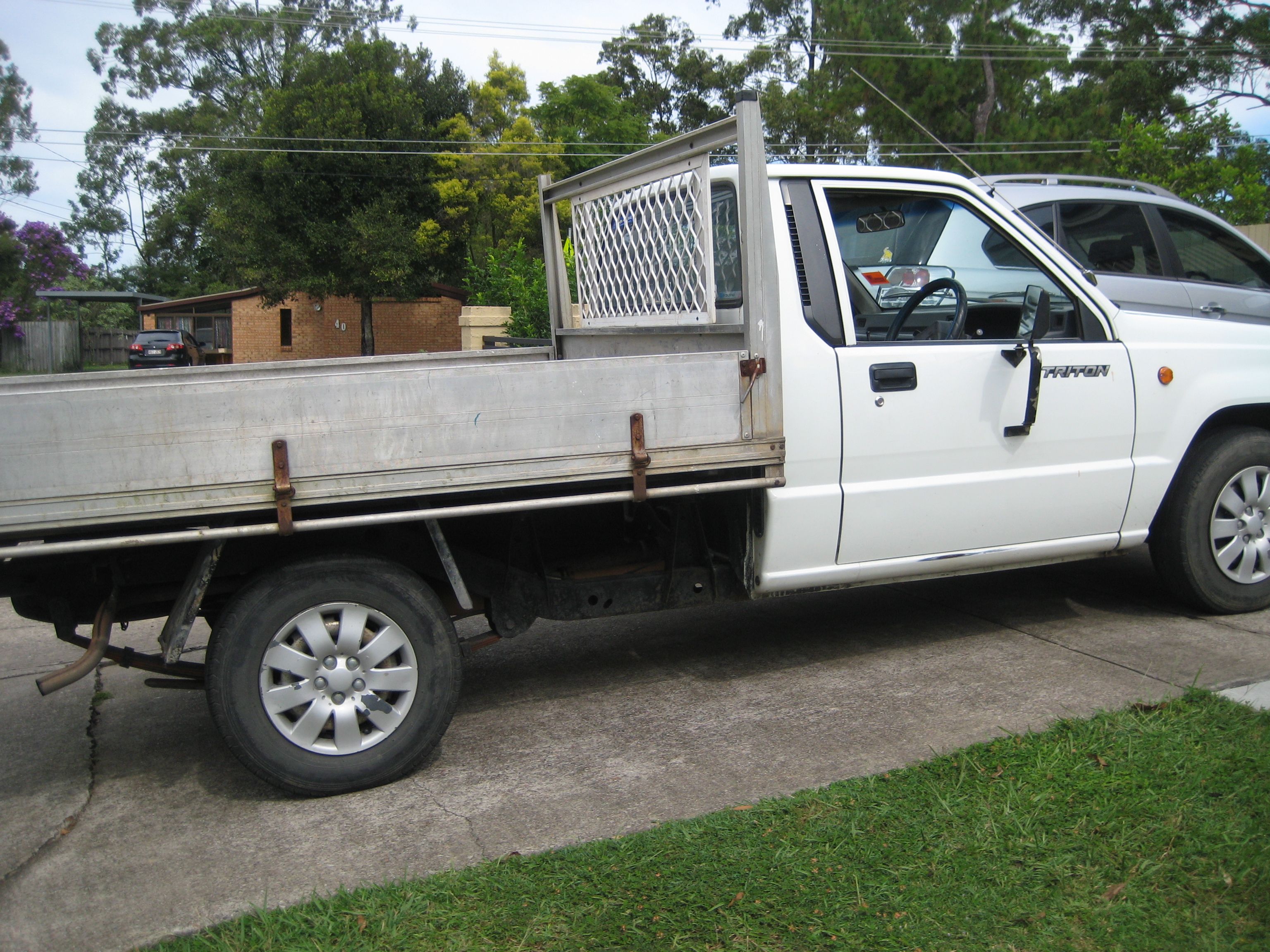 1995 Mitsubishi Triton
