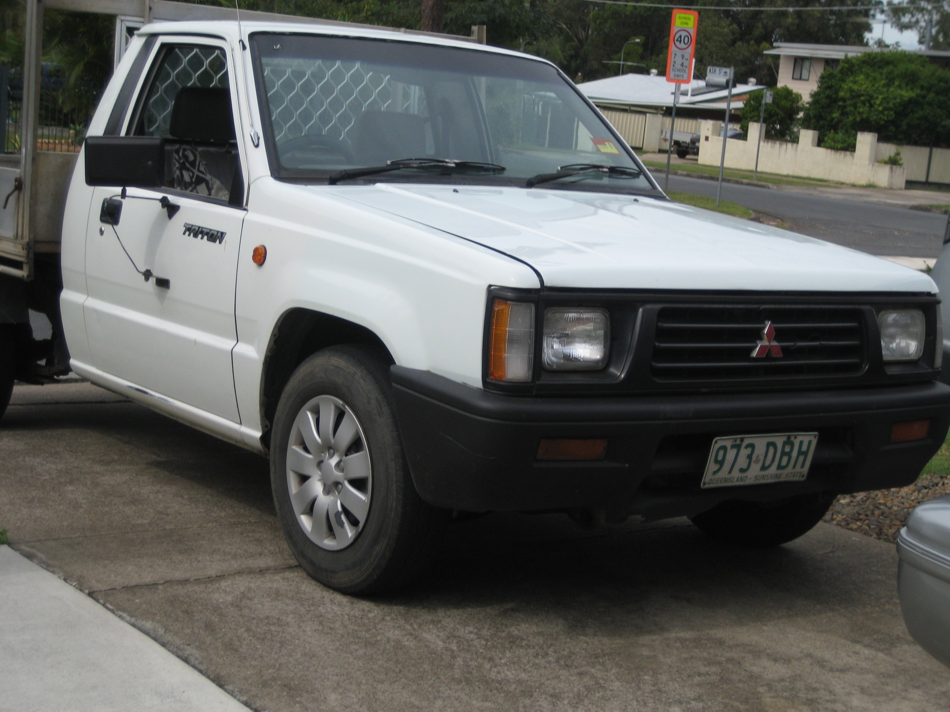 1995 Mitsubishi Triton