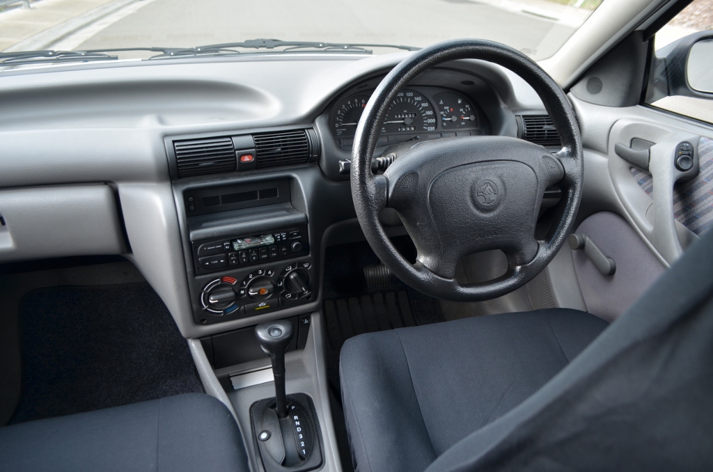 1997 Holden Astra GL TR