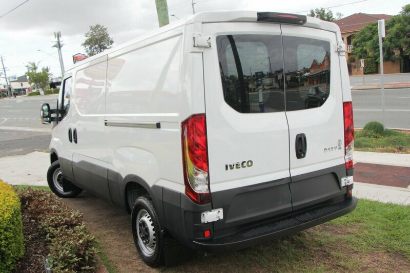 2015 Iveco Daily 35s13