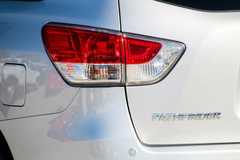 2014 Nissan Pathfinder TI X 2WD R52 MY15